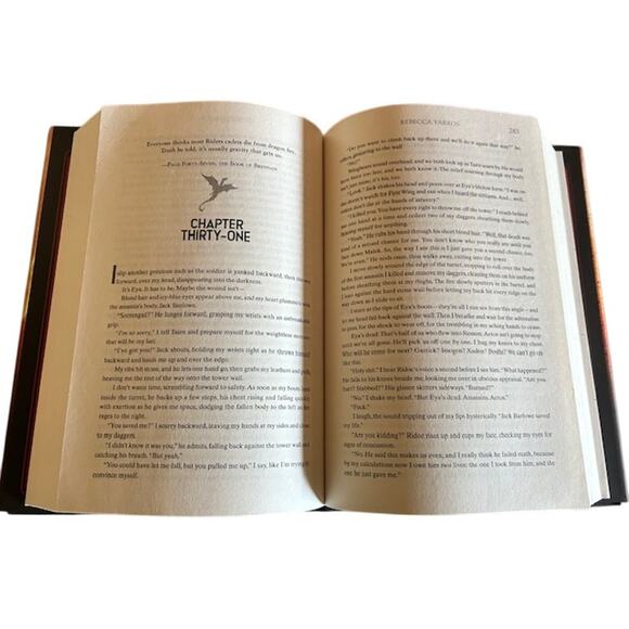 Iron Flame by Rebecca Yarros – Hardcover Book – First Edition (2023) - Picture 4 of 4